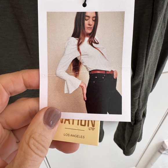 NATION LTD Penny tee with flounce sleeves in nori green xs nwt - Picture 4 of 8